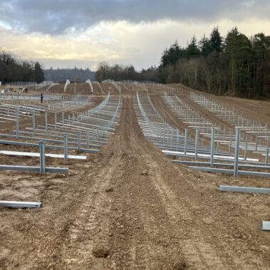 Beginn der Unterkonstruktionsmontage Anfang Februar 2026