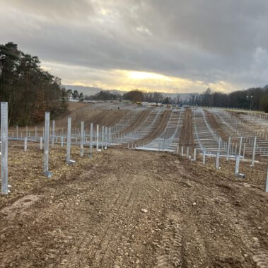 Beginn der Unterkonstruktionsmontage Anfang Februar 2026