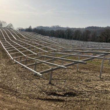 Fertig montiere Unterkonstruktion im Park Katzental März 2026