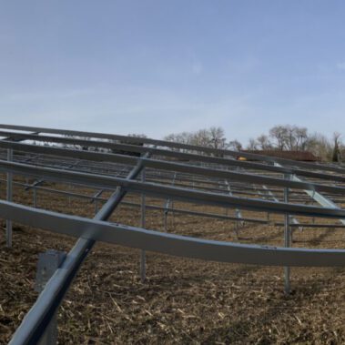 Fertig montiere Unterkonstruktion im Park Katzental März 2026