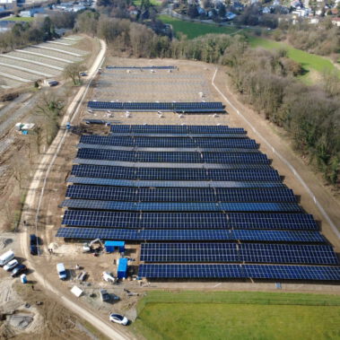 Modulmontage im Katzental Mitte März