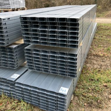 Anlieferung Unterkonstruktion 03-12-25