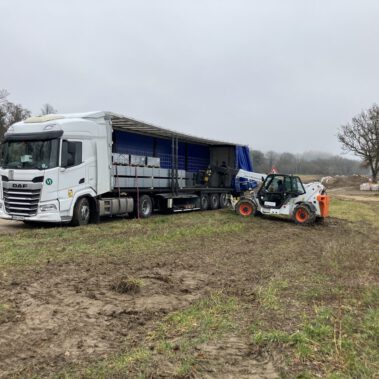 Anlieferung Unterkonstruktion 03-12-25