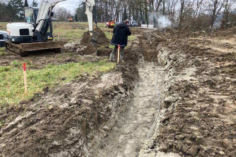 Verlegung Mittelspannungs- und Wechselrichterkabel Dezember 2025