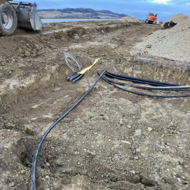 Vorrätzen Bau Lagerflächen und Mittelspannungsleitungen